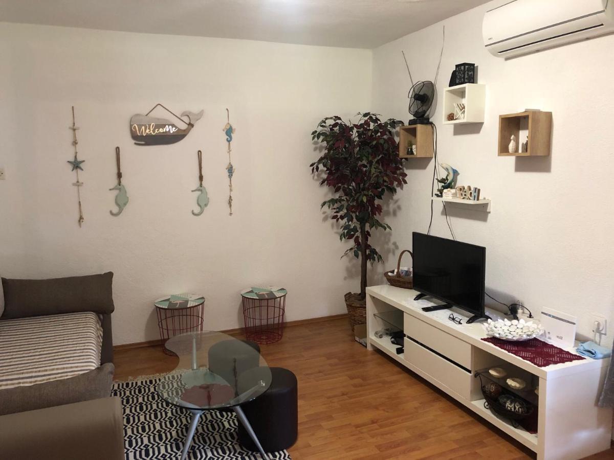 Vacation House "Andy" Pula Bagian luar foto