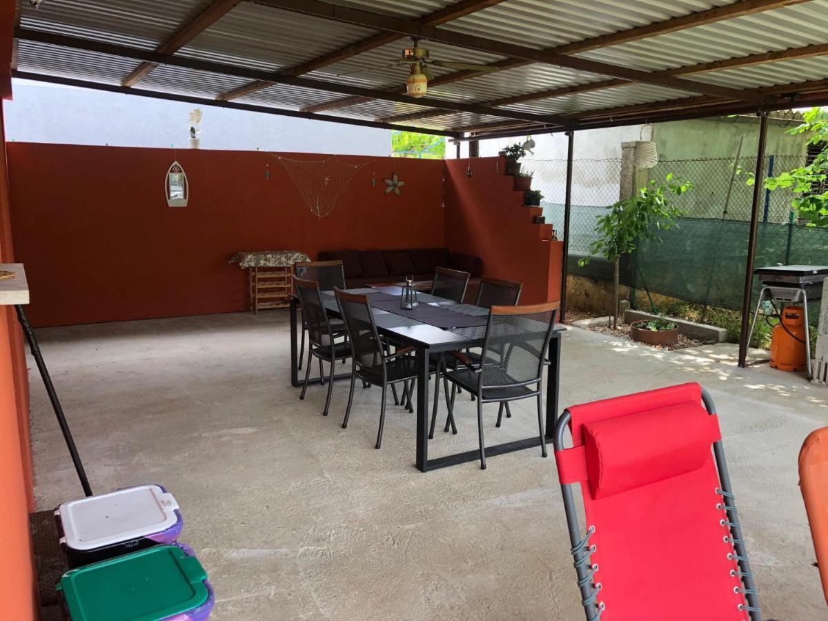 Vacation House "Andy" Pula Bagian luar foto