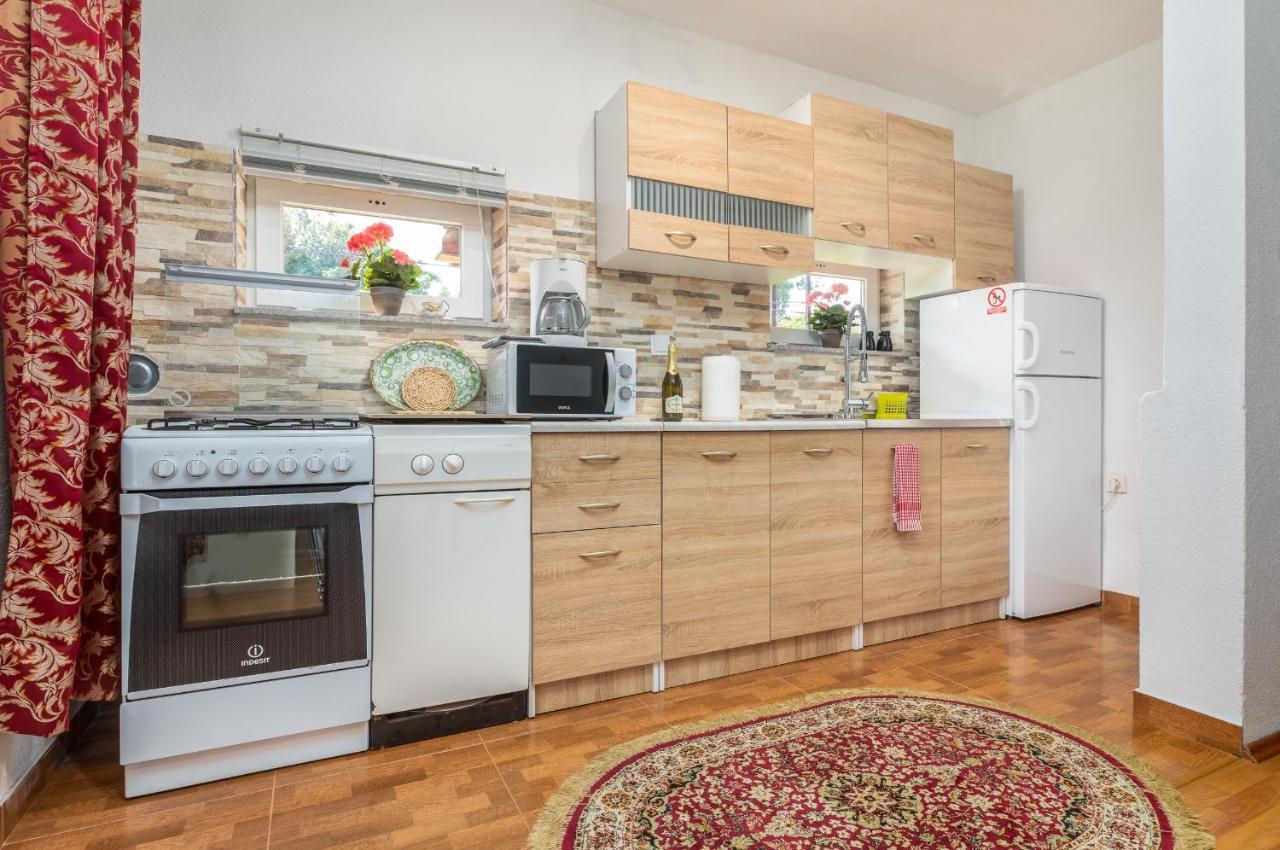 Vacation House "Andy" Pula Bagian luar foto